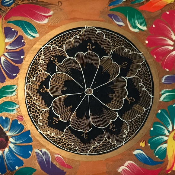 🌷Handpainted Wooden Tray - Picture 3 of 3
